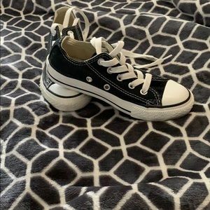 Boys Converse